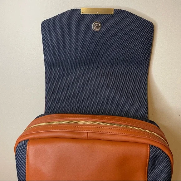 P.Mai Valletta Executive Backpack Cognac Navy Leather - Picture 9 of 12
